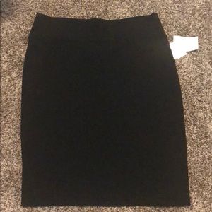Lularoe Noir Cassie skirt